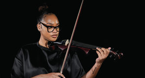 AFROLINE TESTE LE VIOLON ÉLECTRIQUE GEWA NOVITA 3.0