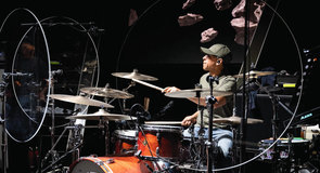 JEAN-PHILIPPE FANFANT, ARTISTE GRETSCH, DANS LES COULISSES DU PLATEAU DE LA FINALE DE THE VOICE 2025