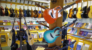 MEET OUR OVATION GUITARS DEALER - MUSIKHAUS MARKSTEIN